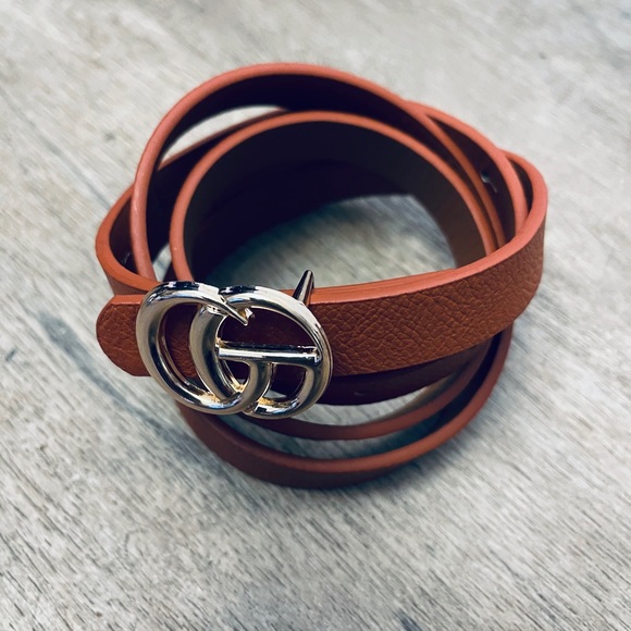 Beige Faux leather metal ring buckle skinny belt - Picture 4 of 4